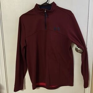 Women’s Under armor sweater 1/4 zip pull over red/burgundy size med